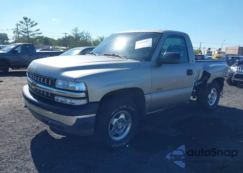 2001 Chevrolet Silverado z USA, uszkodzony, nr VIN 1GCEK14WX1Z145144